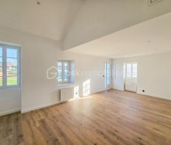 A louer APPARTEMENT T2 45 M2  USTARITZ