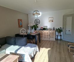 A louer APPARTEMENT NEUF T3 71 M2 TERRASSE BORD DE MER LA GARDE