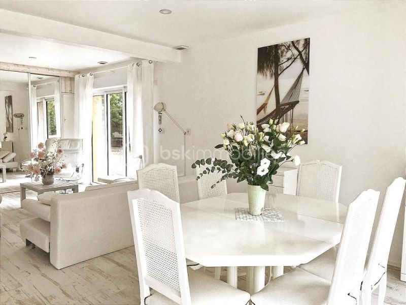 A louer MAISON  5 PIECES 139 M2 BORD DE MER LEGE CAP FERRET