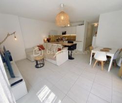 A louer APPARTEMENT T3 57 M2 TERRASSE BORD DE MER SETE