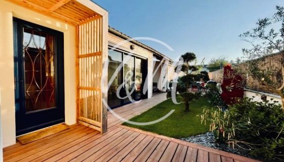 A vendre CGARMANTE Maison d'architecte 4 PIECES Begles