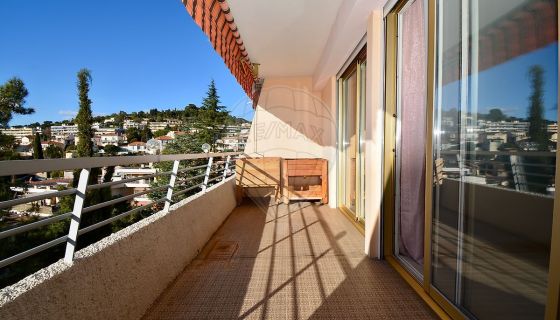 A louer APPARTEMENT NEUF T4 89 M2 BORD DE MER LE CANNET