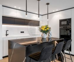 A louer APPARTEMENT DE PRESTIGE T3 84 M2 TERRASSE VUE MER NICE