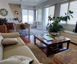 For sale: 2-bedroom apartment, 77 m², sea view, Royan