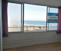 A louer APPARTEMENT T3 48 M2 PIEDS DANS L'EAU LE BARCARES
