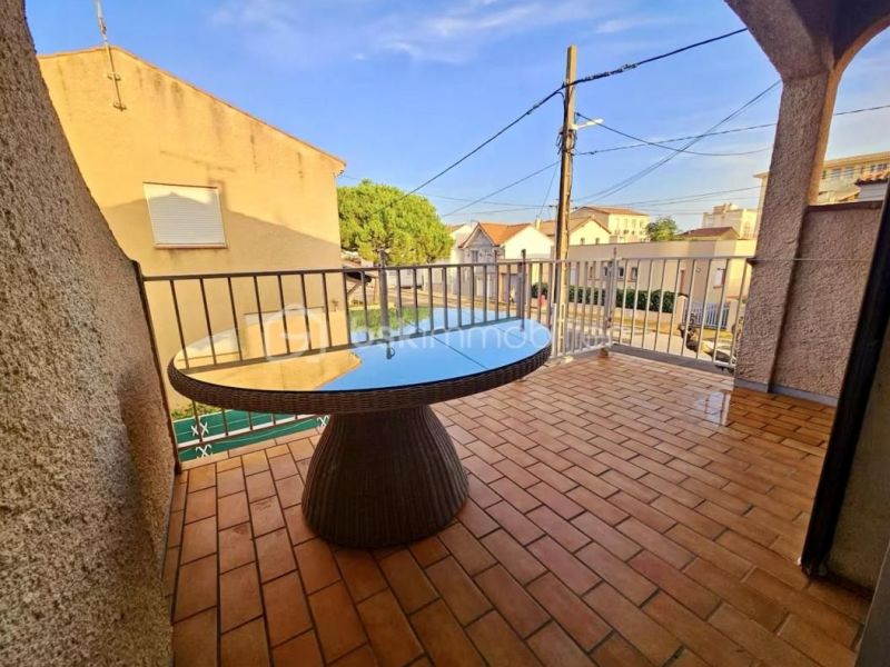 A louer APPARTEMENT T2 35 M2 TERRASSE PIEDS DANS L'EAU VALRAS PLAGE