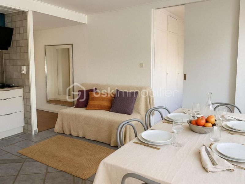 A louer APPARTEMENT T3 53 M2 TERRASSE BORD DE MER SAINT CYPRIEN