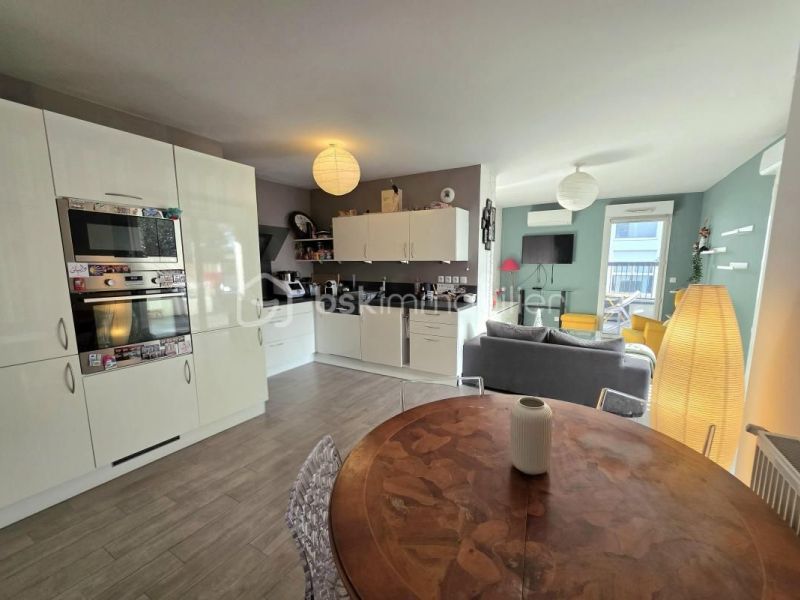 A louer APPARTEMENT T3 63 M2 TERRASSE  BRUGES