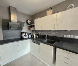 A louer APPARTEMENT T3 63 M2 TERRASSE  BRUGES