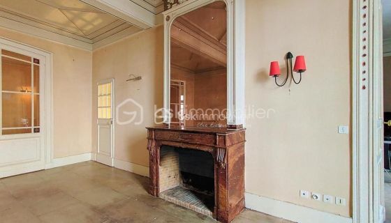 A louer APPARTEMENT T5 154 M2  MONTPELLIER