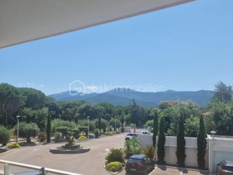 A louer APPARTEMENT DE PRESTIGE T3 73 M2 TERRASSE BORD DE MER ARGELES SUR MER