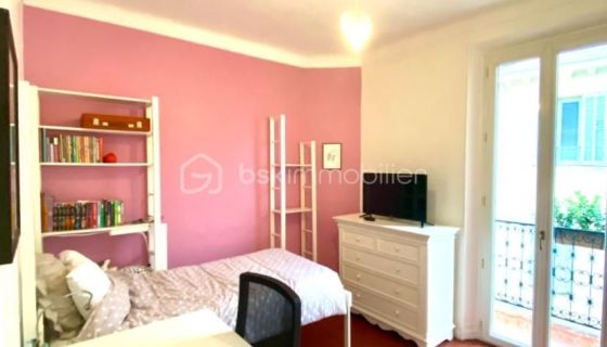 A vendre LOFT  D'ARCHITECTE BORD DE MER LE CANNET