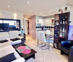 A louer APPARTEMENT T3 55 M2 BORD DE MER CANNES