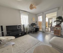 A louer APPARTEMENT T3 65 M2 TERRASSE  SAINT JEAN DE VEDAS