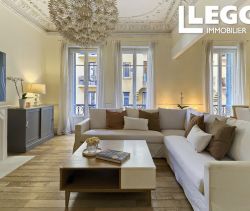 A louer APPARTEMENT T4 159 M2 BORD DE MER NICE