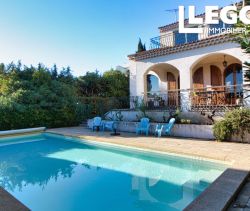 A louer MAISON  6 PIECES 160 M2 BORD DE MER BOUZIGUES