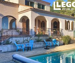 A louer MAISON  6 PIECES 160 M2 BORD DE MER BOUZIGUES