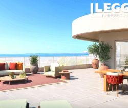 A louer APPARTEMENT DE PRESTIGE NEUF T4 85 M2 BORD DE MER SAINT LAURENT DU VAR