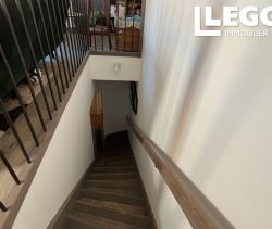 A louer APPARTEMENT DUPLEX T6 117 M2 TERRASSE BORD DE MER ARLES