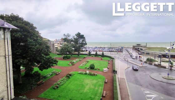 A louer APPARTEMENT T6 165 M2 TERRASSE PIEDS DANS L'EAU DIEPPE
