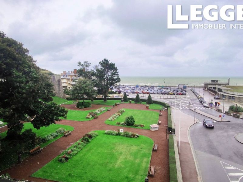 A louer APPARTEMENT T6 165 M2 TERRASSE PIEDS DANS L'EAU DIEPPE