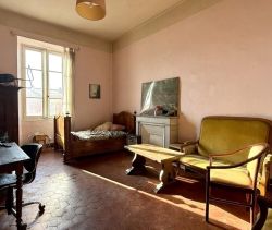 A louer APPARTEMENT T5 123 M2 BORD DE MER AJACCIO