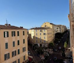 A louer APPARTEMENT T5 123 M2 BORD DE MER AJACCIO