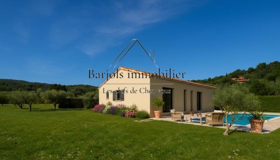 A louer MAISON  5 PIECES 900 M2  TAVERNES