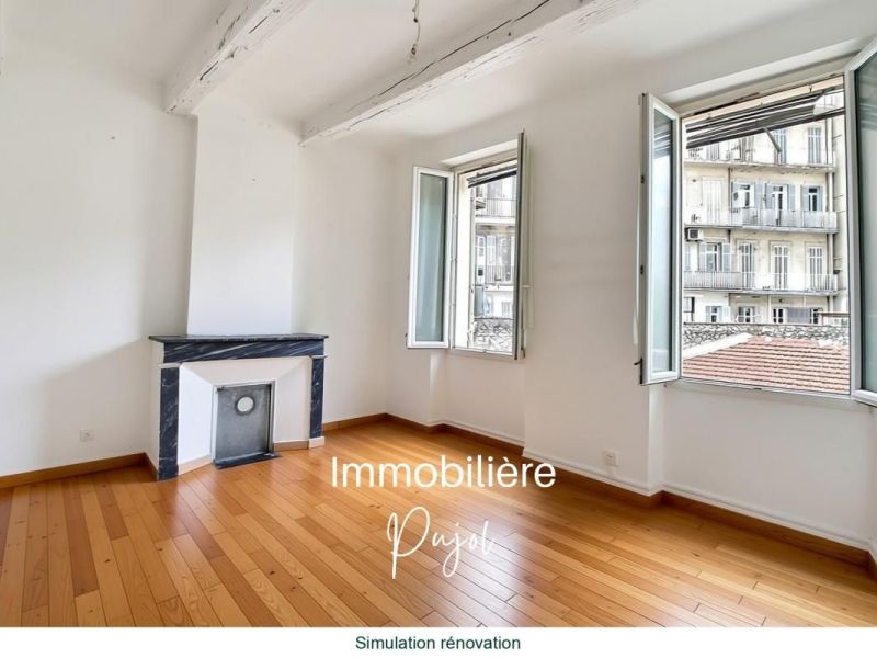 A vendre APPARTEMENT T2 40 M² A RENOVER Marseille