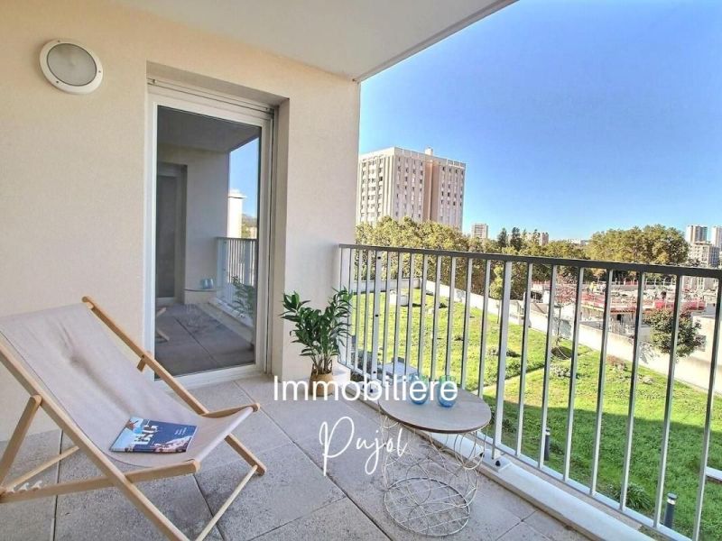 A vendre Appartement T3 rEcent terrasse et parking - 127 Bd de St Lou 13010 Marseille