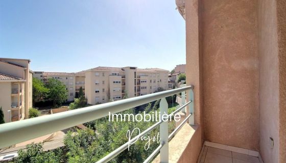 A vendre Studio avec balcon secteur Timone proche Ã©curies 13005 Marseille