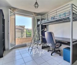 A vendre Studio avec balcon secteur Timone proche Ã©curies 13005 Marseille