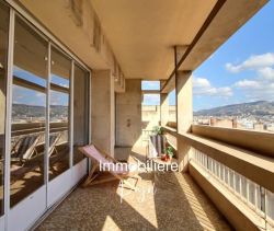 A vendre EXCLUSIVITE T5 Terrasses et place de parking privÃ©e - 52 Bd 13008 Marseille