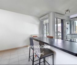 A vendre EXCLUSIVITE - T4 70m2 avec terrasse rÃ©sidence rÃ©cente 13002 Marseille