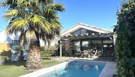 A louer MAISON  CONTEMPORAINE BORD DE MER SAINT GILLES CROIX DE VIE