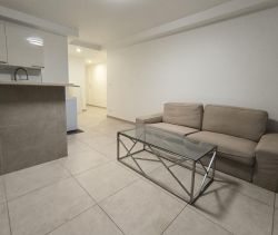 A louer APPARTEMENT T2 40 M2 BORD DE MER SAINT LAURENT DU VAR