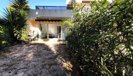 A louer APPARTEMENT T2 33 M2 VUE MER SAINT LAURENT DU VAR