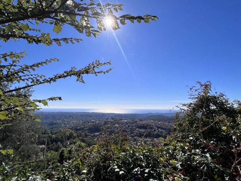 A louer MAISON  14 PIECES 514 M2 VUE MER VENCE