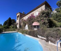 A louer MAISON  14 PIECES 514 M2 VUE MER VENCE