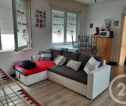 A louer APPARTEMENT T5 100 M2 BORD DE MER MONTREUIL SUR MER