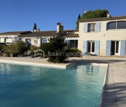 A louer MAISON  6 PIECES 186 M2 BORD DE MER ROQUEBRUNE SUR ARGENS