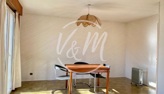 A vendre Vaste maison 9 pieces 216 m² Lanton