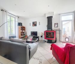 A louer MAISON  DE MAîTRE  LE CASTELLET