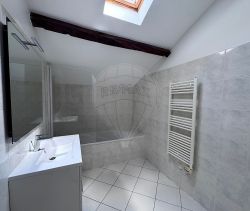 A louer LOFT T2 84 M2  LANGON