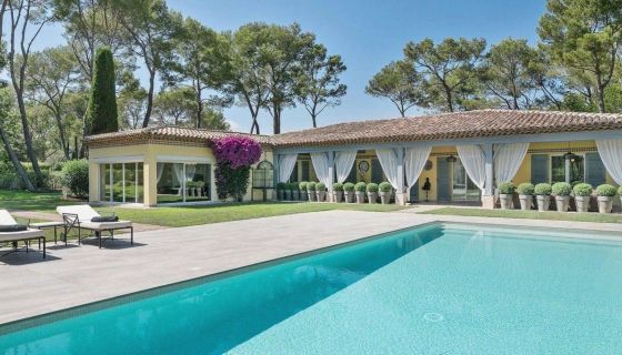 A louer MAISON  CONTEMPORAINE  MOUGINS
