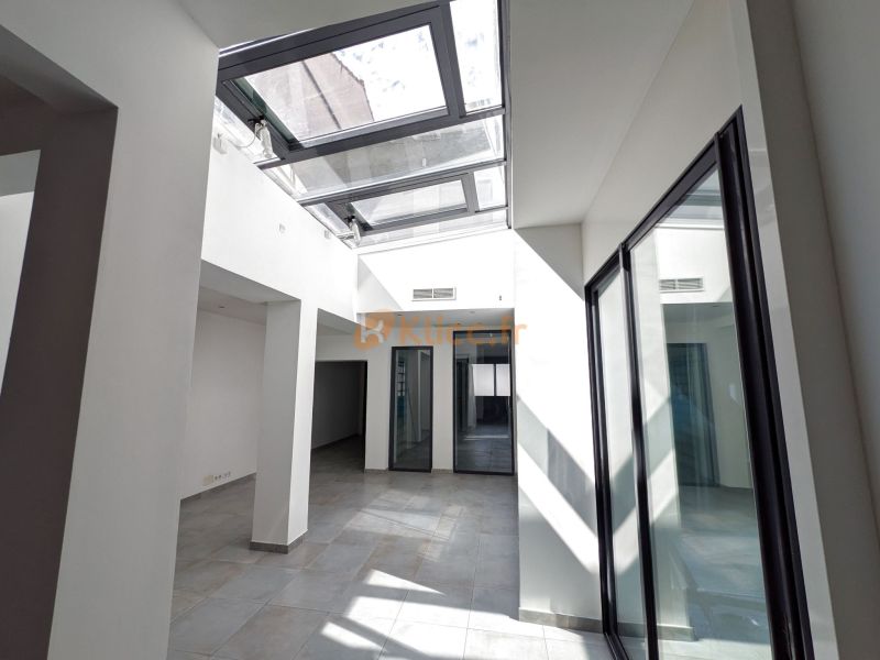 A vendre MAISON DE VILLE 5 PIECES 214 M² CANNES LA BOCCA 