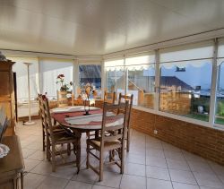 A vendre MAISON  5 PIECES 107 M2  YVETOT 5 mn à pied du centre-ville Yvetot et écoles et à 20 mn à pied gare