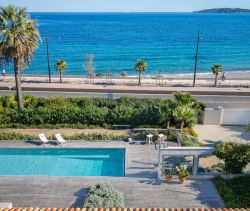 A louer MAISON  CONTEMPORAINE BORD DE MER SAINTE MAXIME
