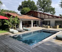 A vendre MAISON  5 PIECES 220 M2  SOORTS HOSSEGOR