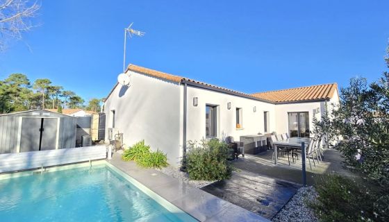 A vendre MAISON  4 PIECES 106 M2 BORD DE MER SAINT JEAN DE MONTS